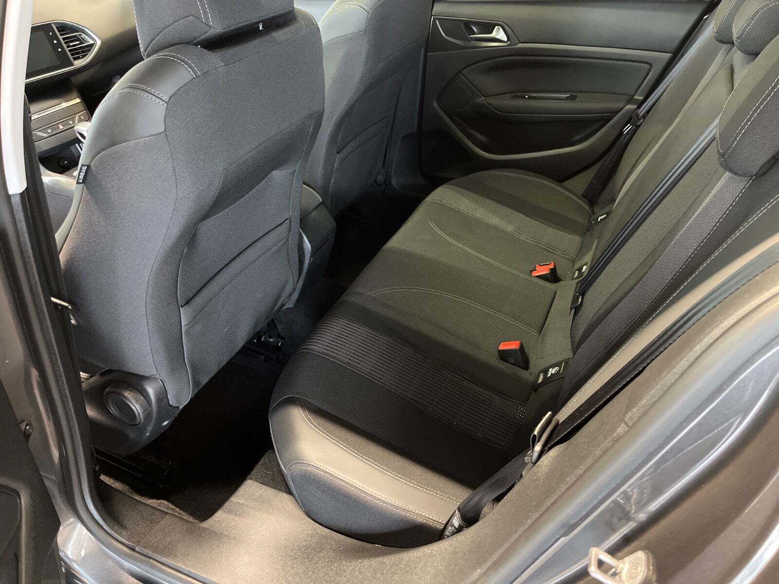 Peugeot 308 1,5 BlueHDi 130 Infinity