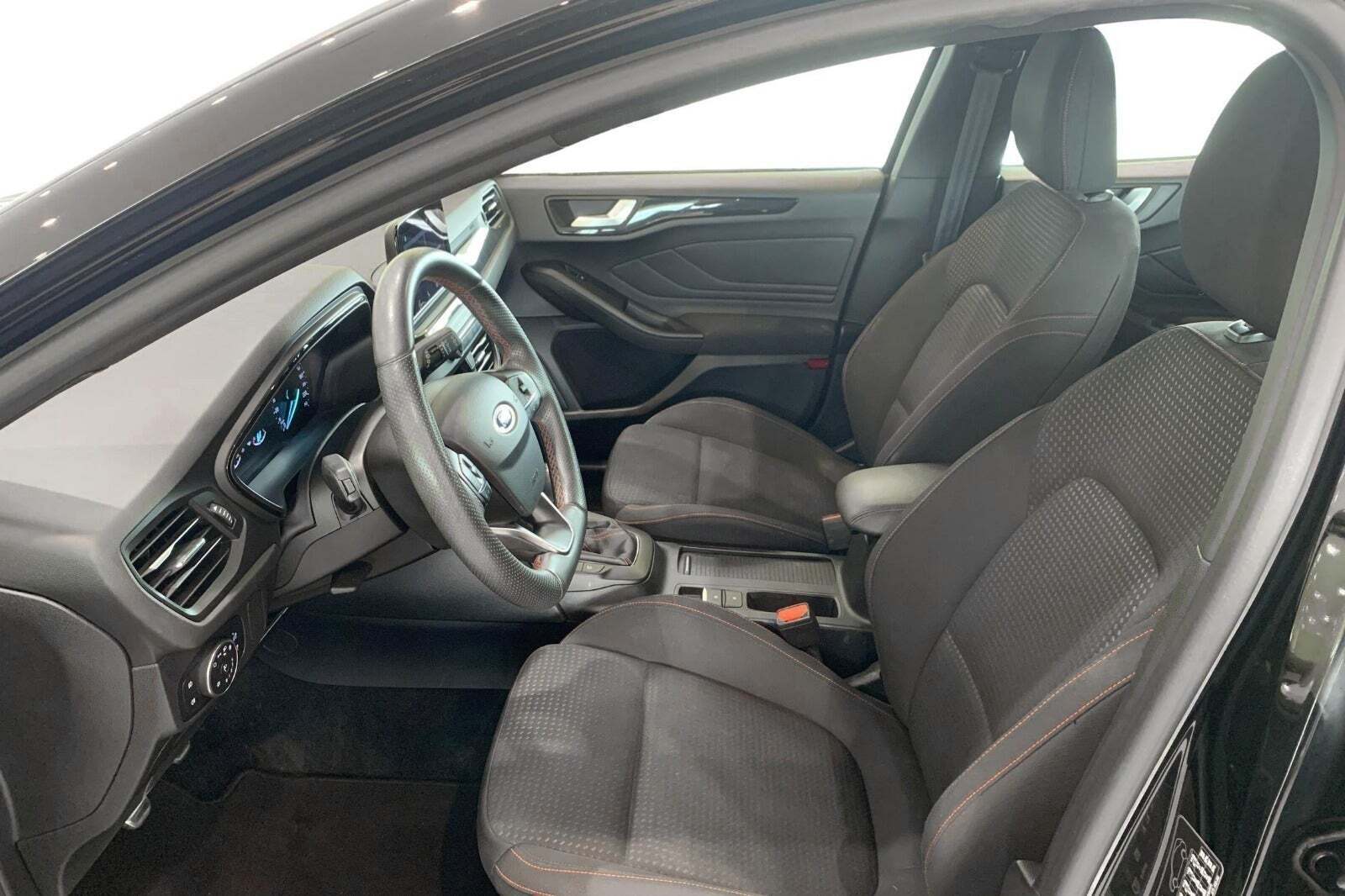 Ford Focus 1,0 EcoBoost ST-Line stc.