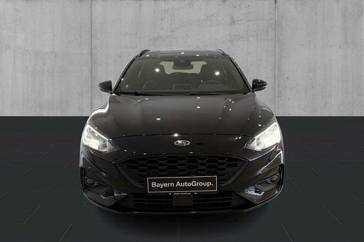 Sort Ford Focus fra 2020