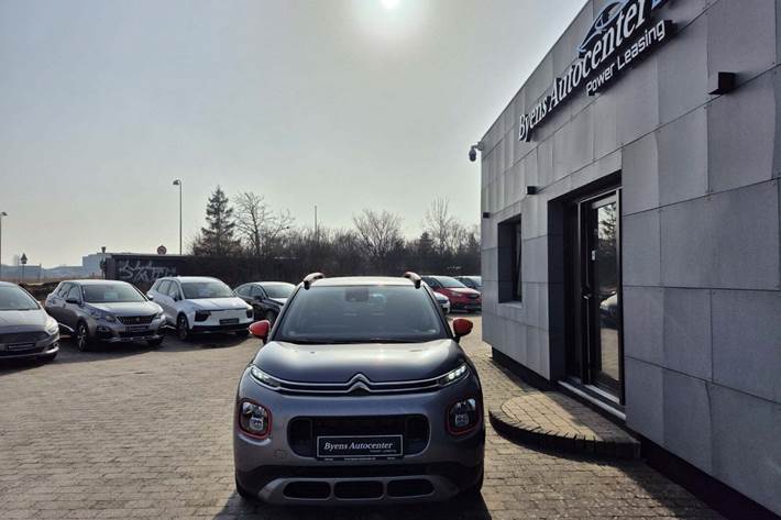 Grå Citroën C3 Aircross fra 2018