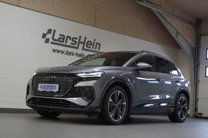 Grå Audi Q4 e-tron fra 2025