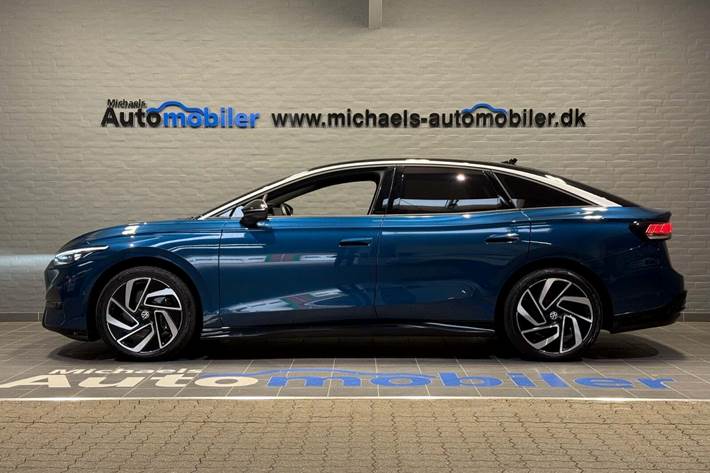 Blå VW ID.7 fra 2024