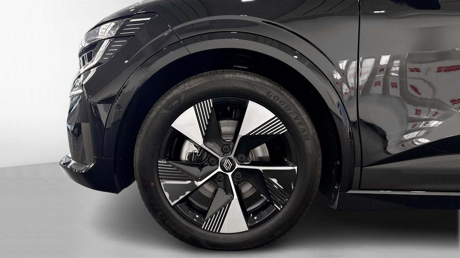 Sort Renault Megane E-Tech fra 2026