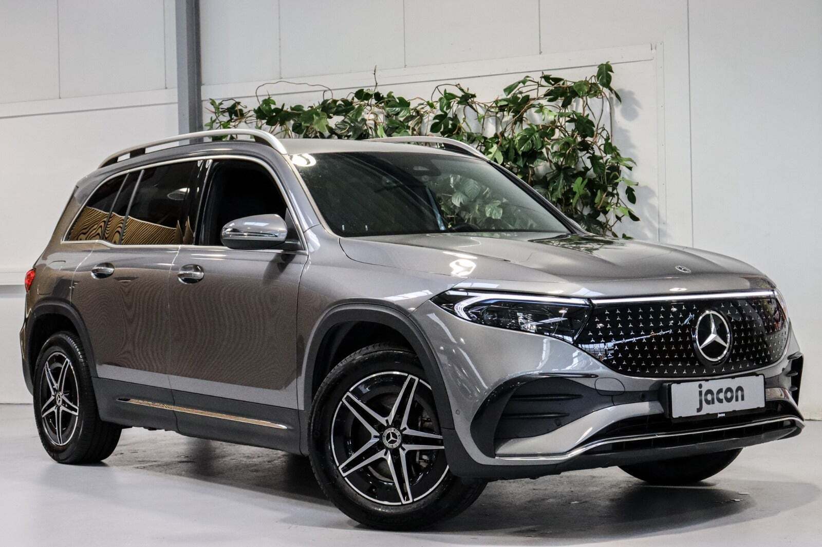 Mercedes EQB250+ AMG Line 7prs