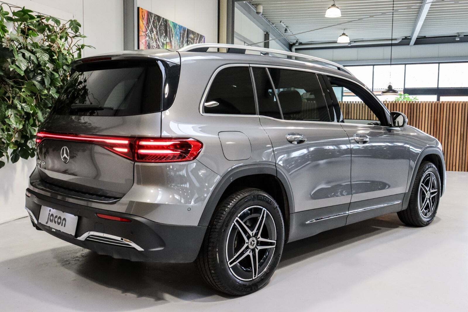 Mercedes EQB250+ AMG Line 7prs