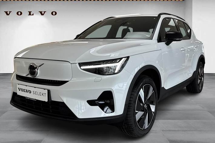 Hvid Volvo EX40 fra 2025