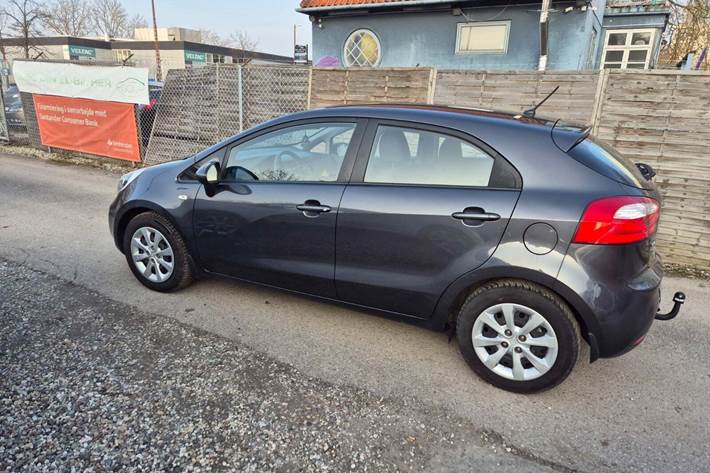 undefined Kia Rio fra 2014