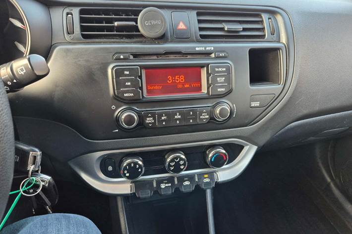 undefined Kia Rio fra 2014