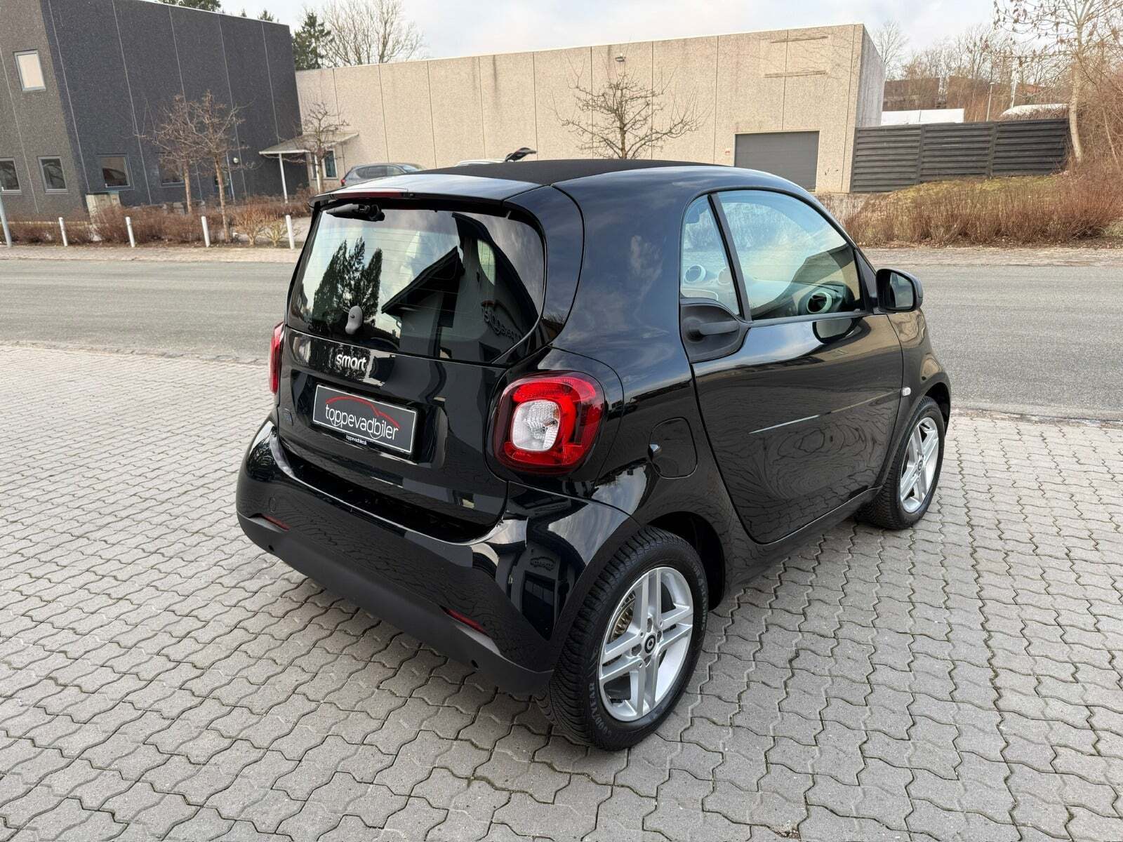 Sort Smart Fortwo fra 2021