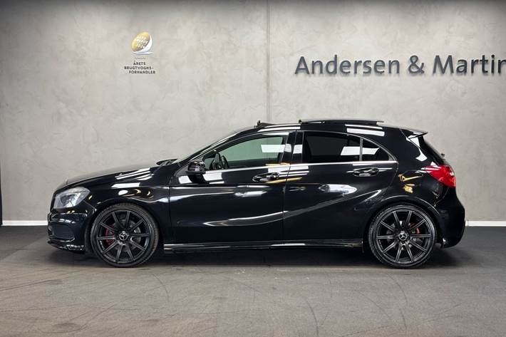 Sort Mercedes A250 fra 2013