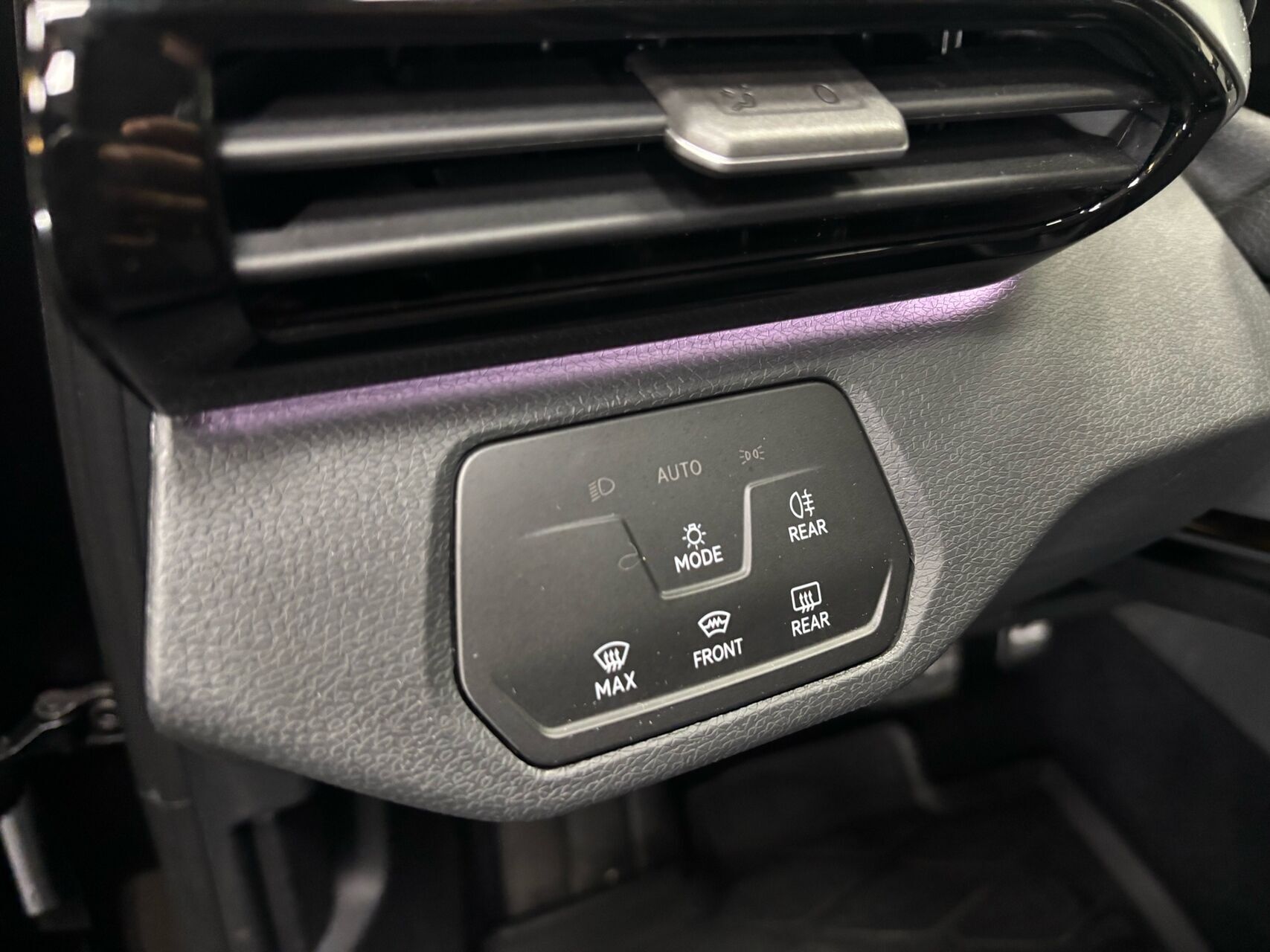 Grå VW ID.4 fra 2022