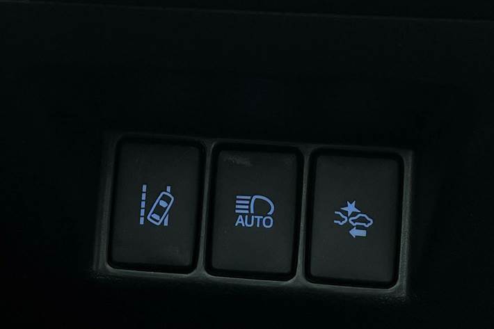 Rød Toyota Yaris fra 2018