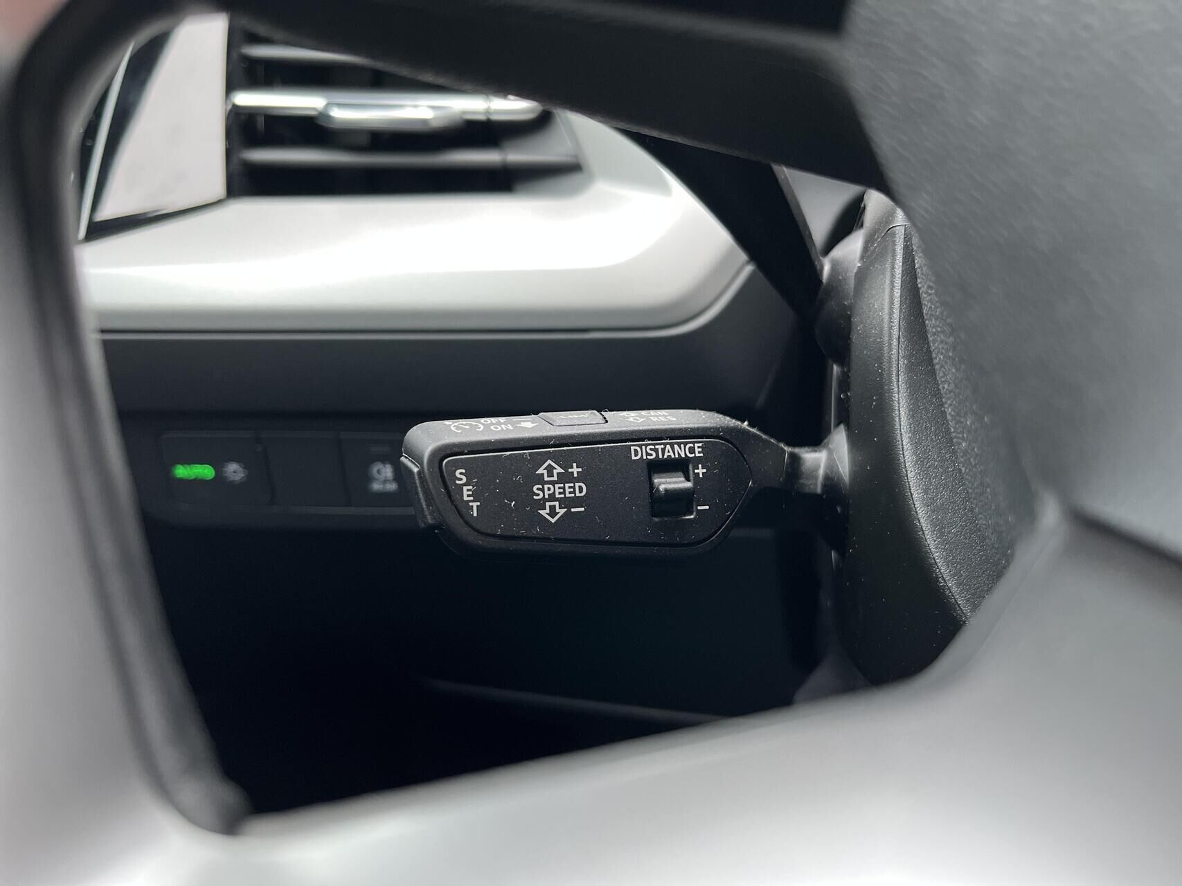 Sort Audi Q4 fra 2024