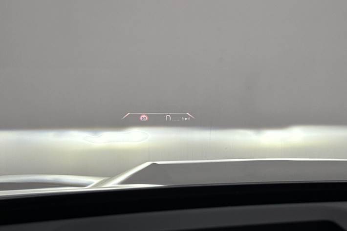 Sort BMW iX1 fra 2023