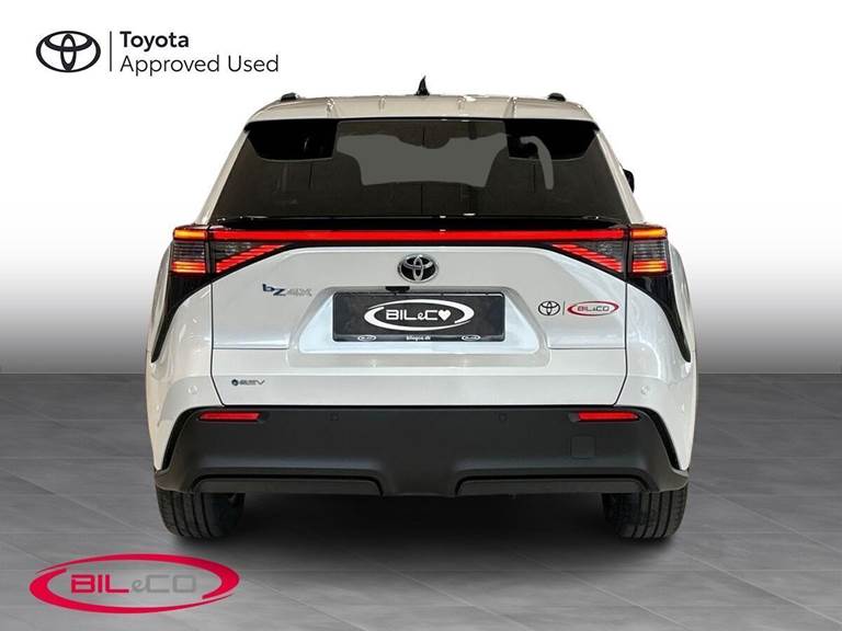 Toyota BZ4X 165 kW (224 hk) aut. gear Active