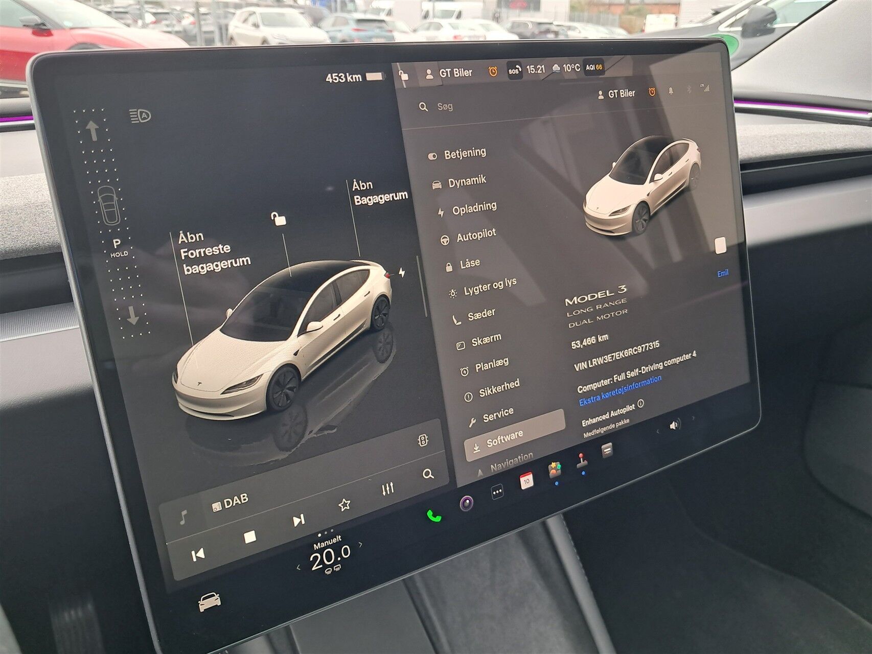 Hvid Tesla Model 3 fra 2023