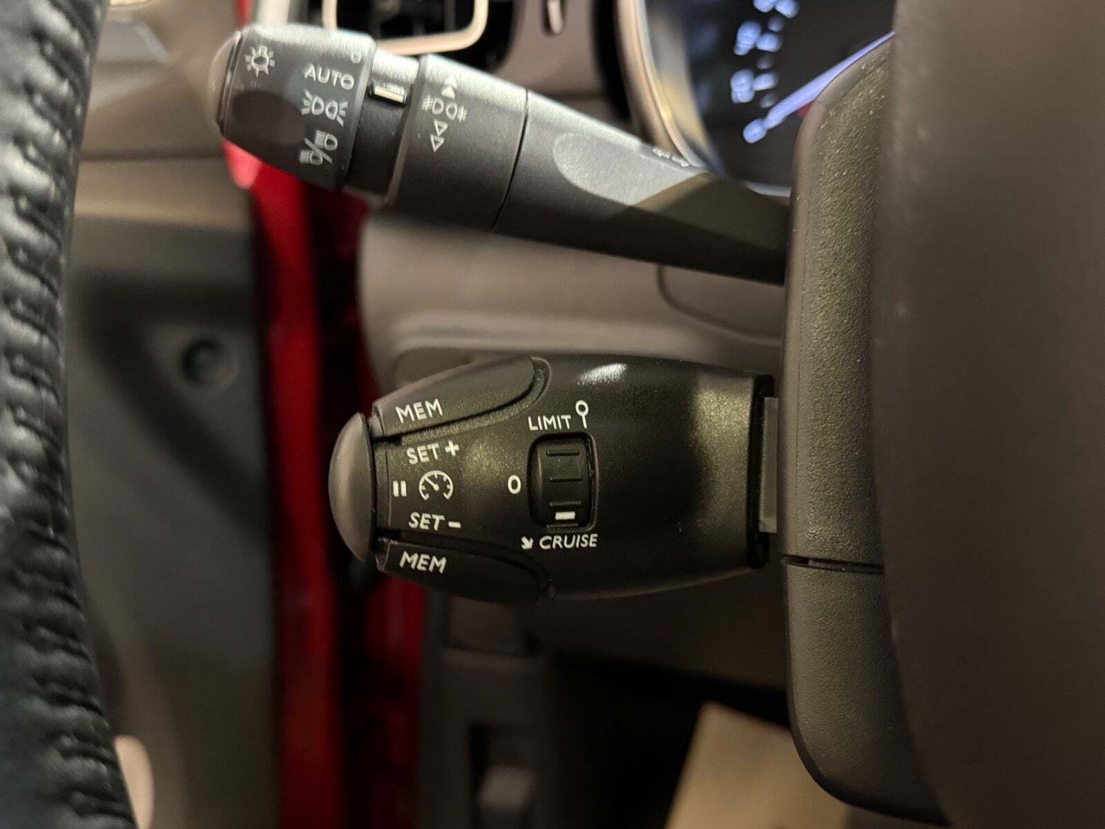 Rød Citroën C3 fra 2019