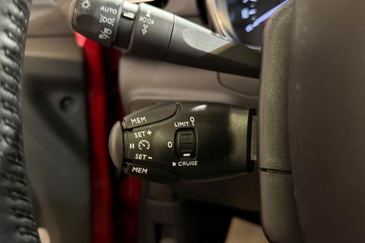 Rød Citroën C3 fra 2019