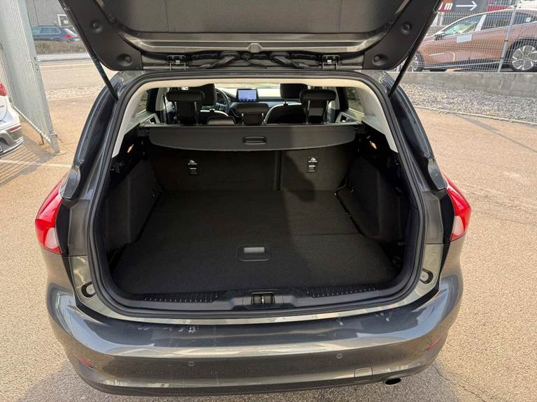 Ford Focus 1,5 EcoBoost Titanium Business stc.