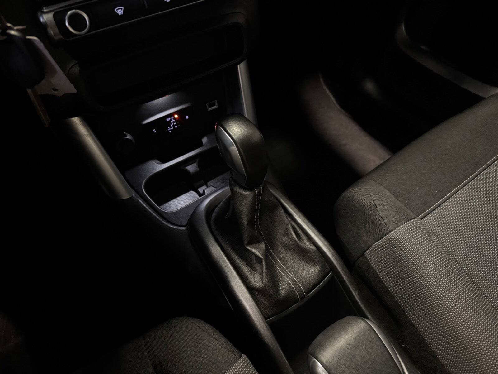 Grå Citroën C3 Aircross fra 2020