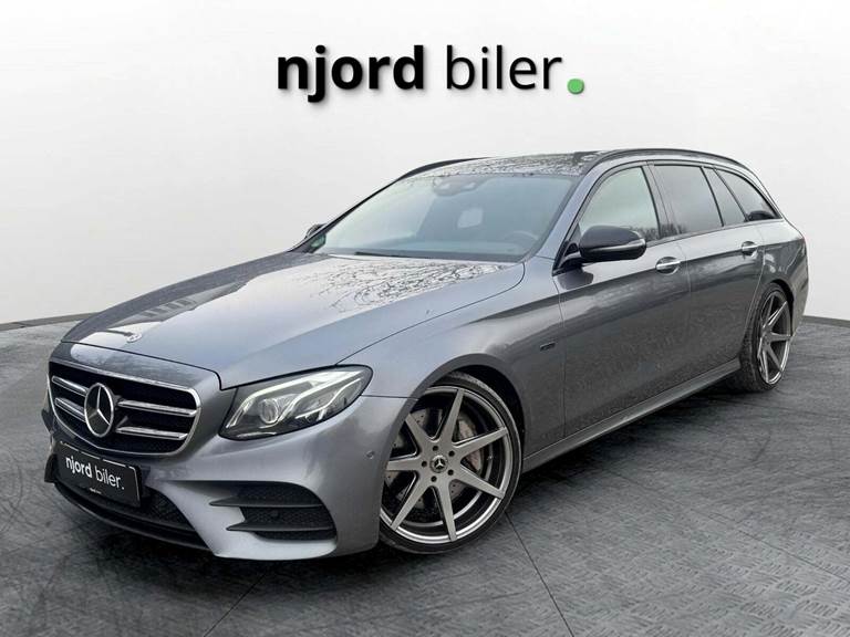 Mercedes E300 de 2,0 AMG Line stc. aut.