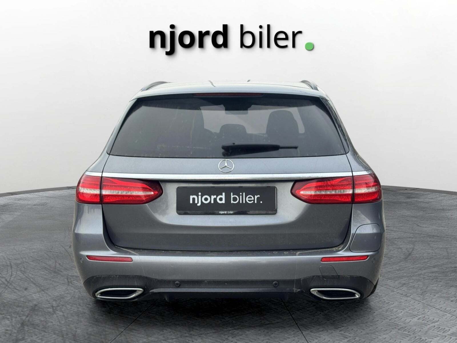 Mercedes E300 de 2,0 AMG Line stc. aut.