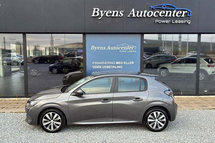 Grå Peugeot 208 fra 2020