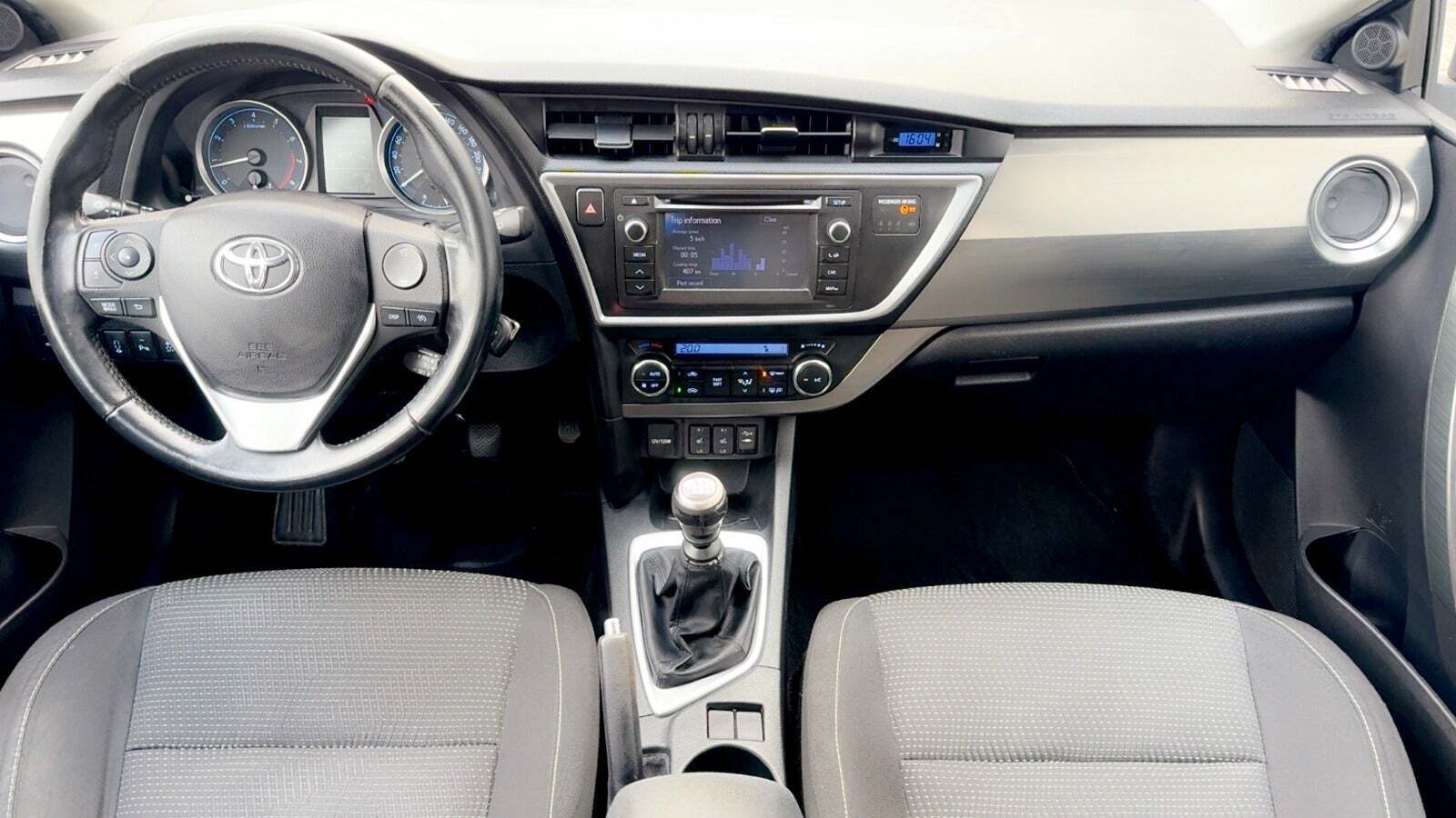 undefined Toyota Auris fra 2013