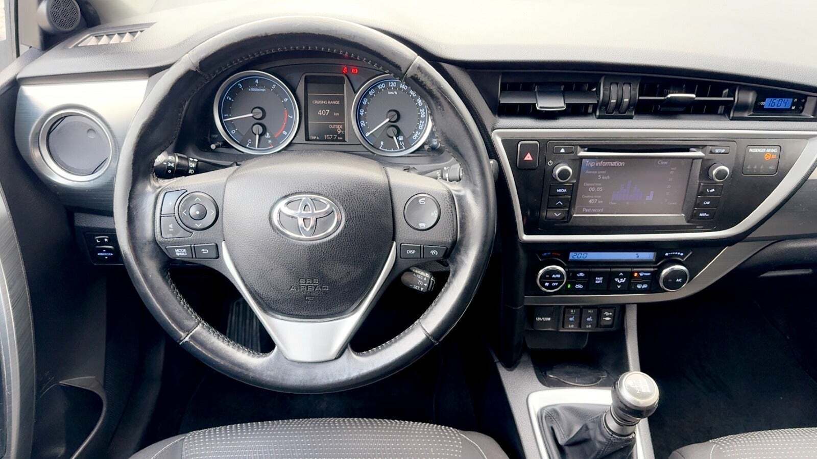 undefined Toyota Auris fra 2013