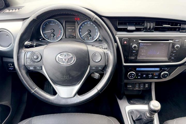 undefined Toyota Auris fra 2013