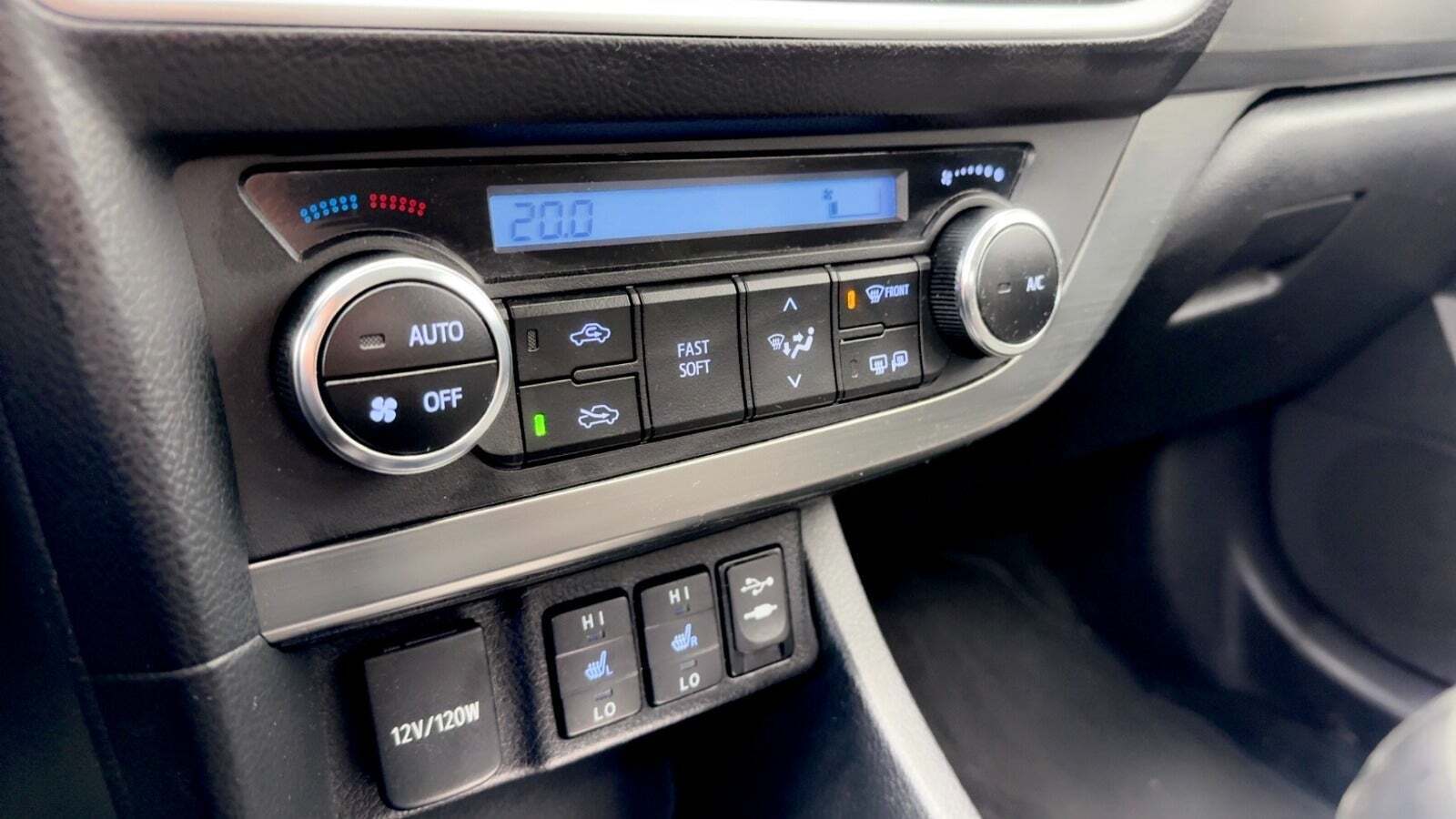 undefined Toyota Auris fra 2013