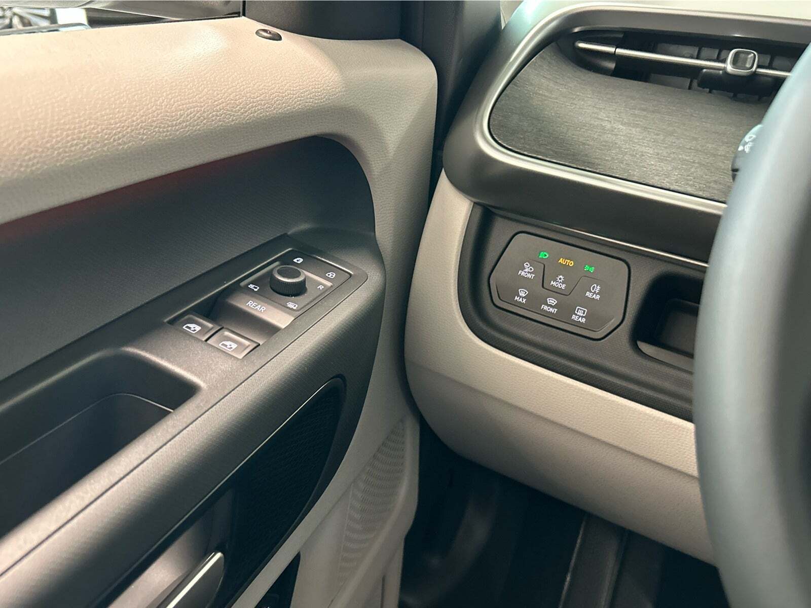 Sølv VW ID.Buzz fra 2025