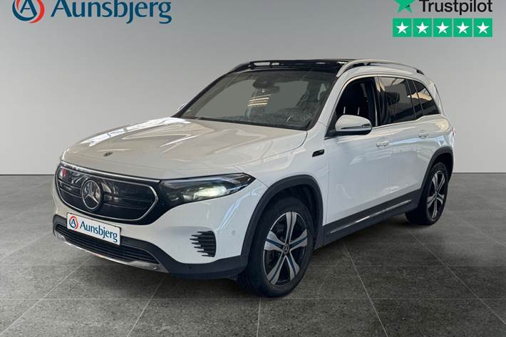 Beige Mercedes EQB250 fra 2022