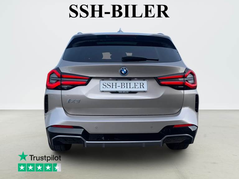 BMW iX3 Charged M-Sport