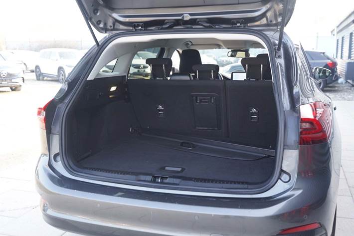 Grå Ford Focus fra 2022