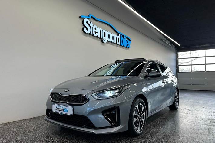 Grå Kia Ceed fra 2021