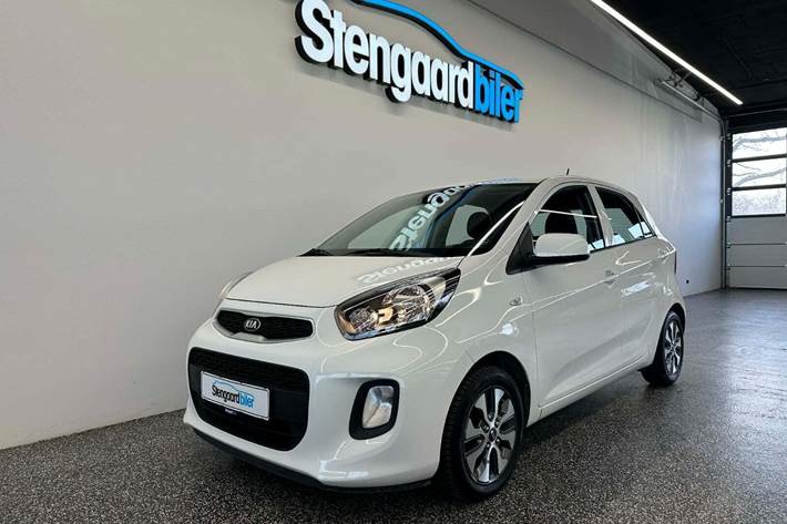 Hvid Kia Picanto fra 2017 set udefra