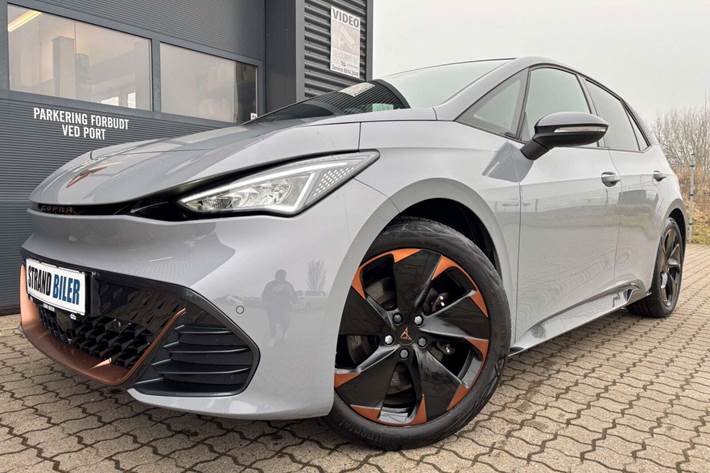Grå Cupra Born fra 2022