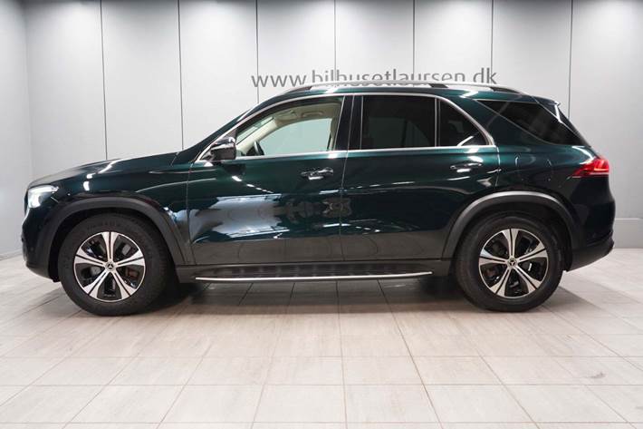 Grøn Mercedes GLE350 de fra 2022