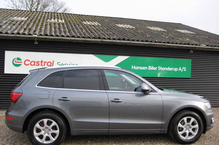 Grå Audi Q5 fra 2016