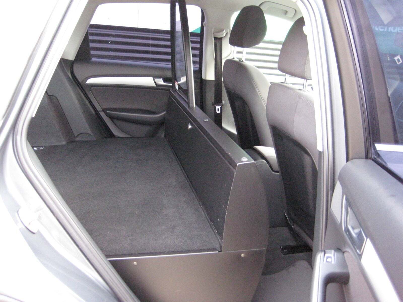 Grå Audi Q5 fra 2016