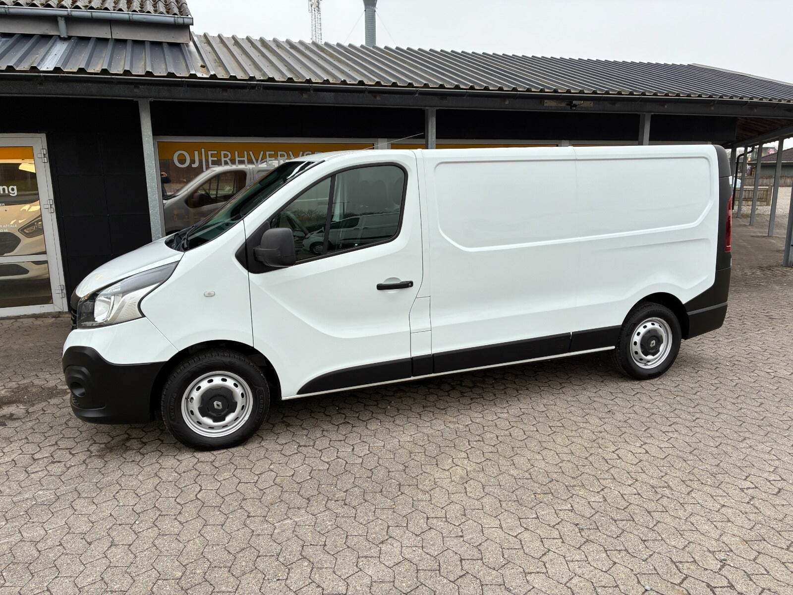 Renault Trafic T29 1,6 dCi 120 L2H1
