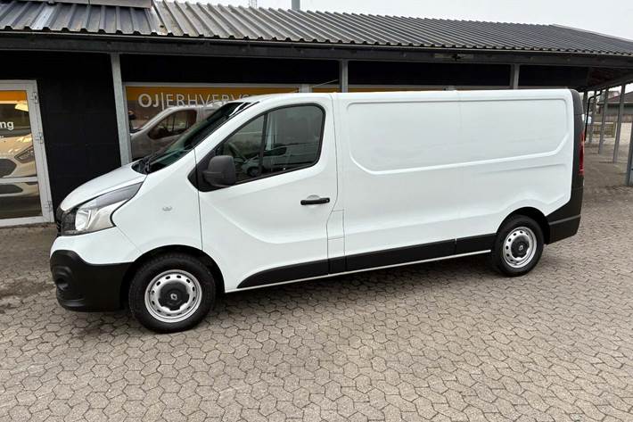 Hvid Renault Trafic T29 fra 2018