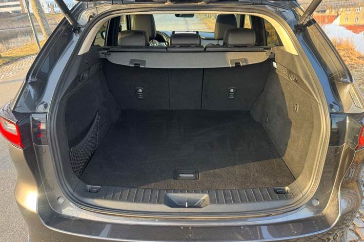 Grå Mazda CX-60 fra 2022