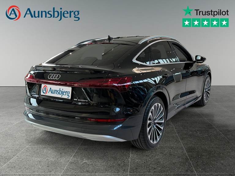 Audi e-tron 55 Advanced Sportback quattro