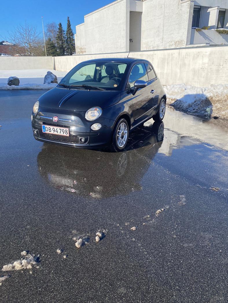 Sort Fiat 500 fra 2010