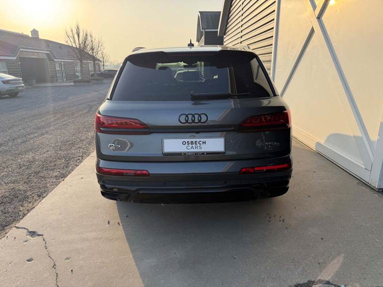 Audi Q7 55 TFSi e S-line quattro Tiptr.