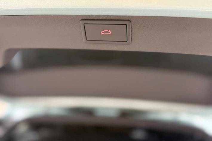 Grøn Skoda Enyaq fra 2023