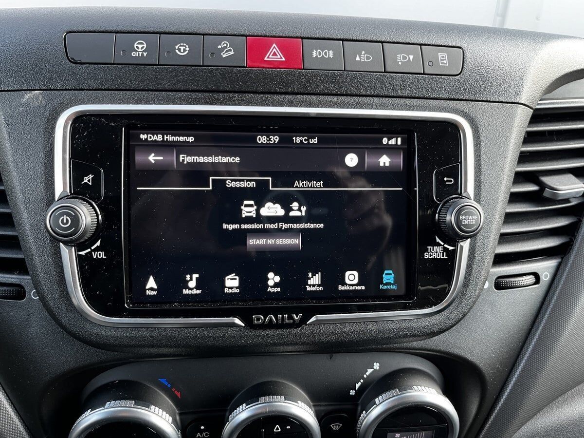 Hvid Iveco Daily fra 2023