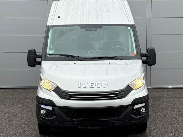 Iveco Daily 3,0 35S18 12m3 D 180HK Van 8g Aut.